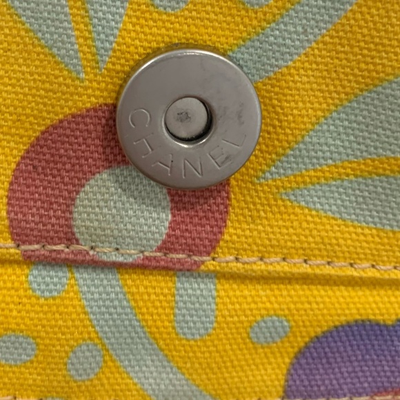 Chanel Vintage Floral Canvas Tote - Picture 6 of 16